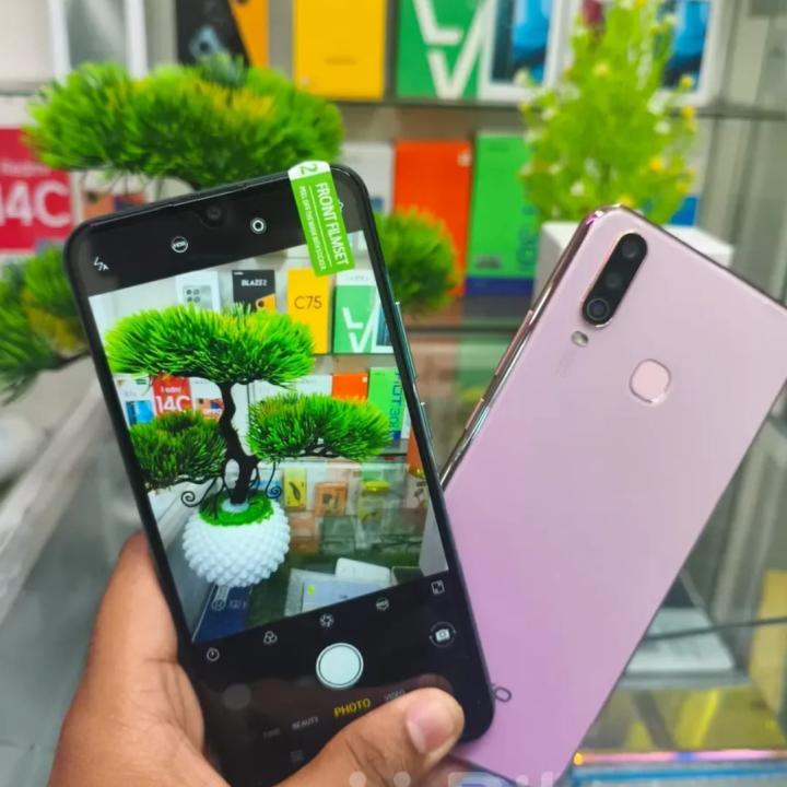 Vivo Y17 8/256 GB
